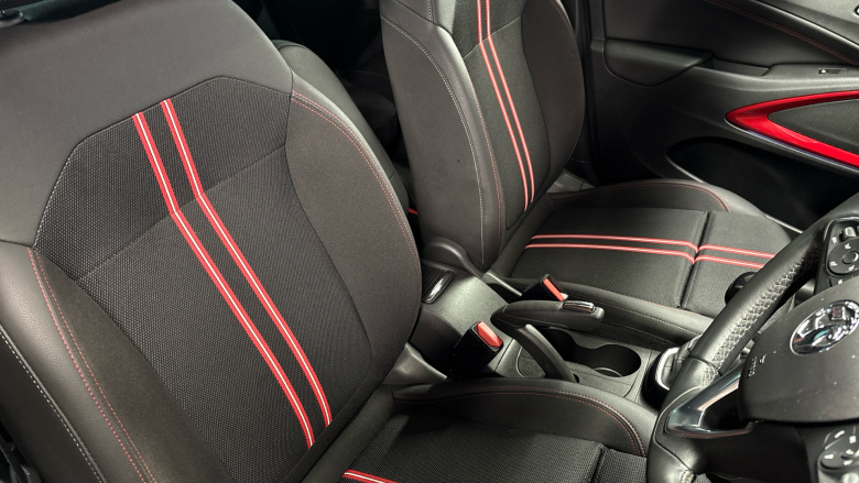 Vauxhall Crossland 1.2 Turbo SRi Nav 5dr Petrol Hatchback